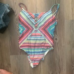 One piece swim